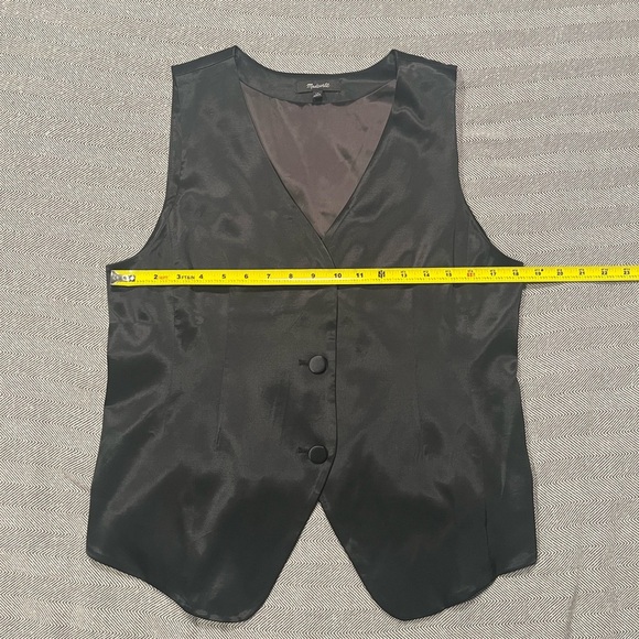 Madewell Button Front Vest Top in Stretch Satin - Picture 11 of 14